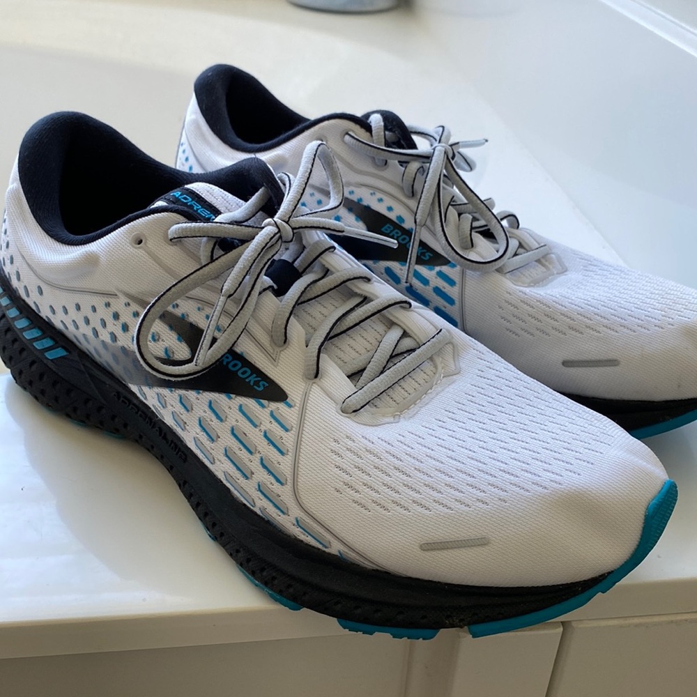 Brooks Adrenaline
